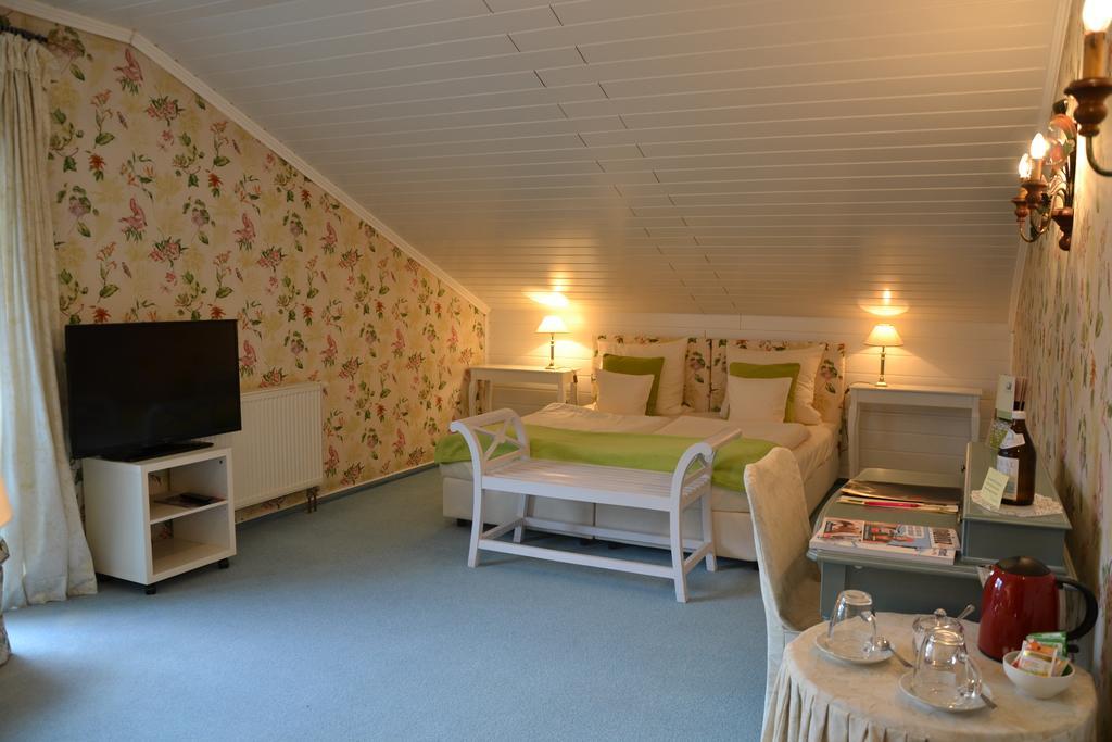 Christian Gartenhotel Nieder-Olm  Exterior photo